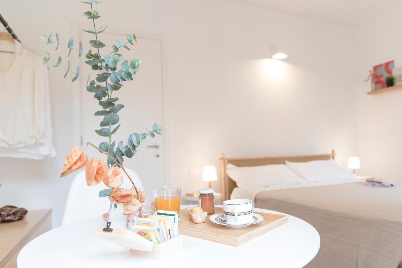 Hinc Domus - Residenza Da Qui New Affittacamere *