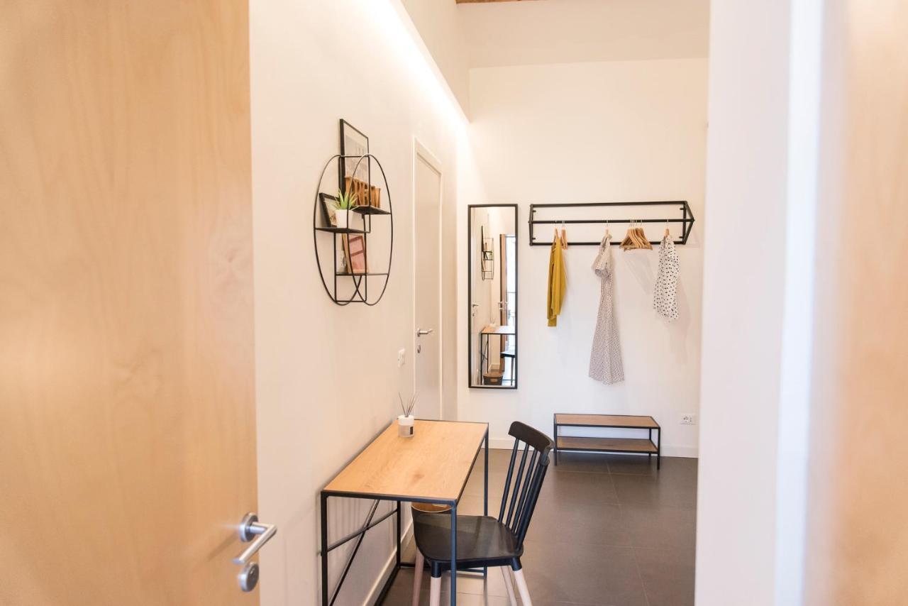 Hinc Domus - Residenza Da Qui New Affittacamere