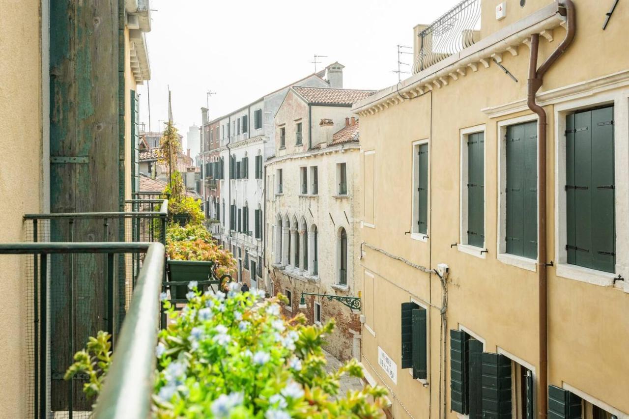 Hinc Domus - Residenza Da Qui New Affittacamere Venezia