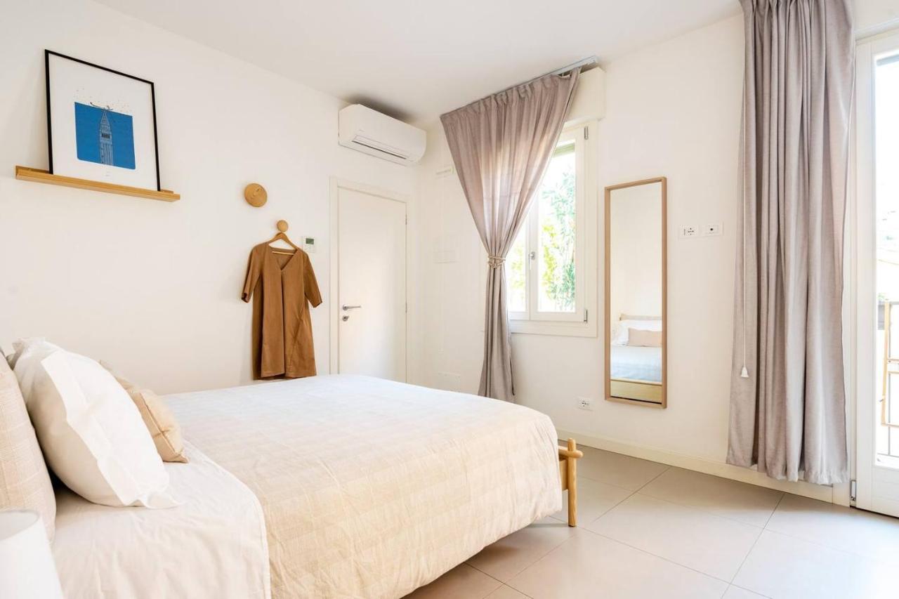 Hinc Domus - Residenza Da Qui New Affittacamere Venezia