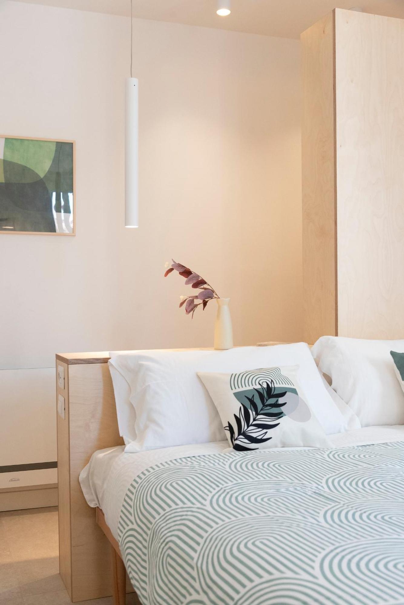 Hinc Domus - Residenza Da Qui New Affittacamere *