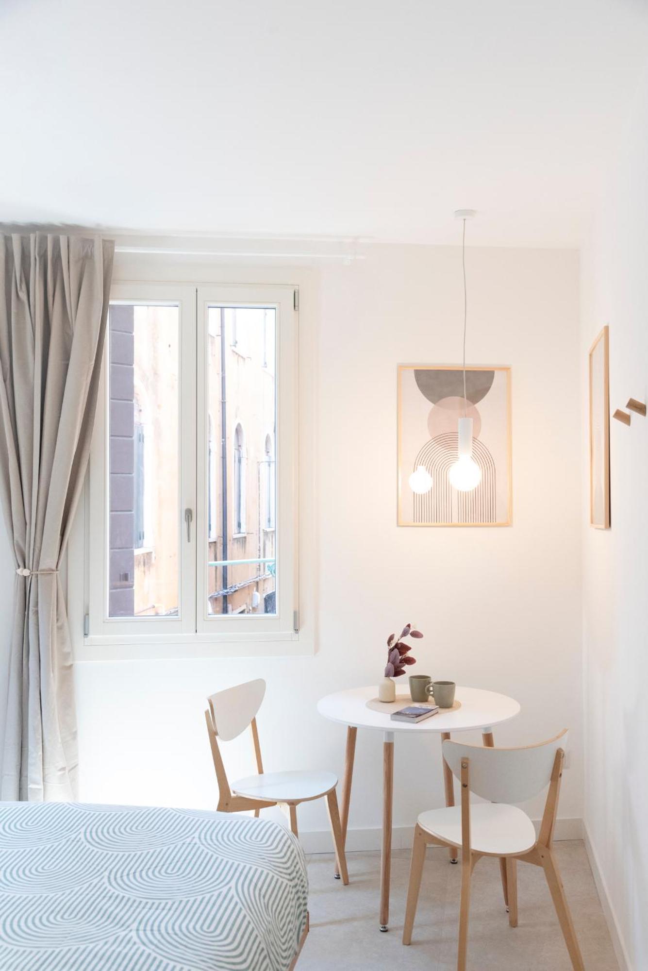 Affittacamere Hinc Domus - Residenza Da Qui New